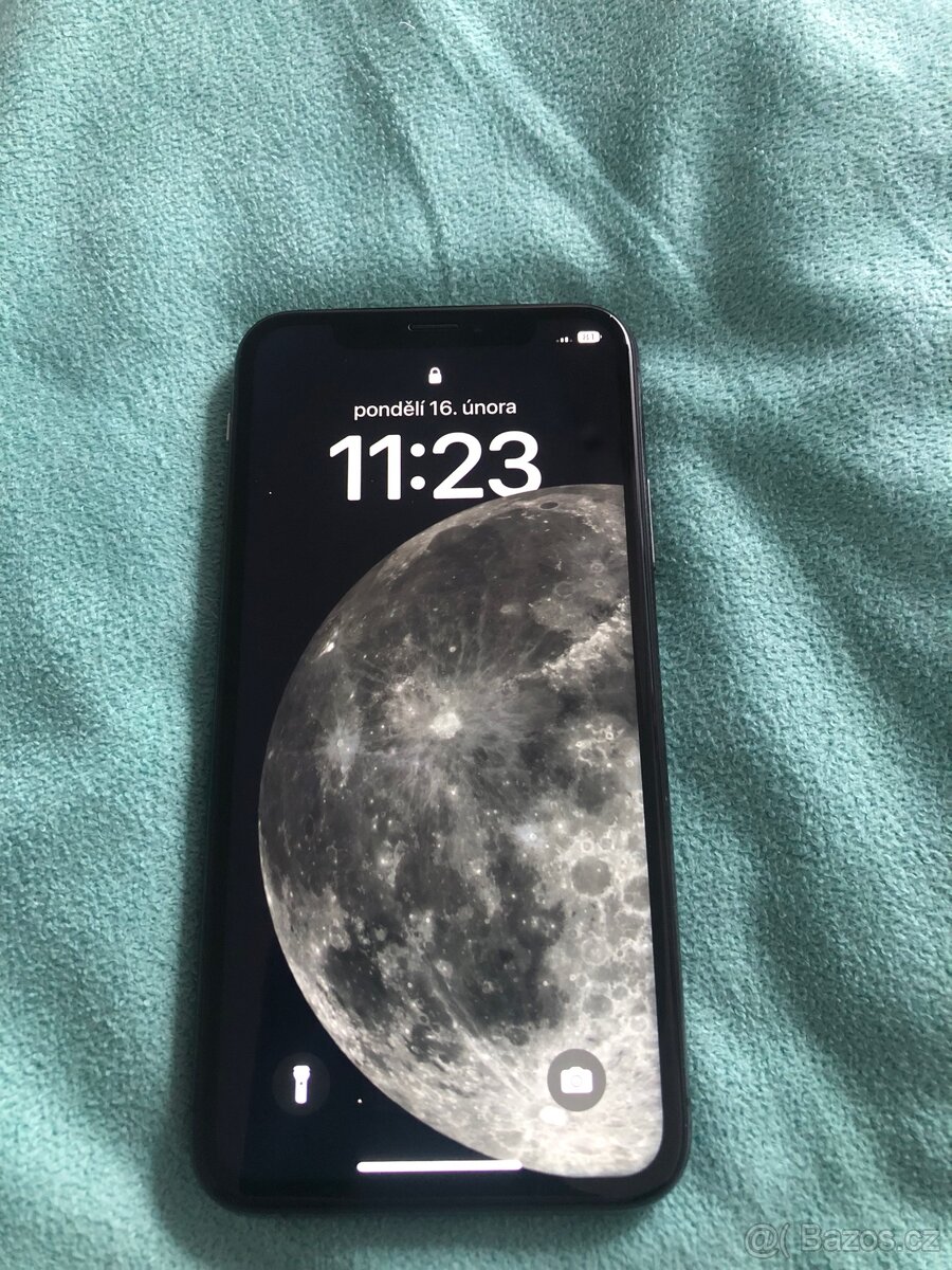 iPhone XS - 2