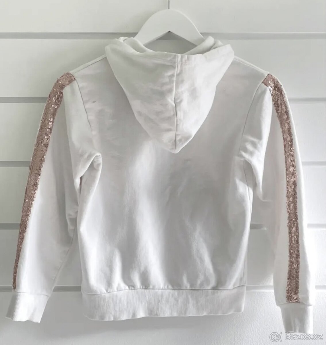 DKNY bavlněná bílá mikina - 2