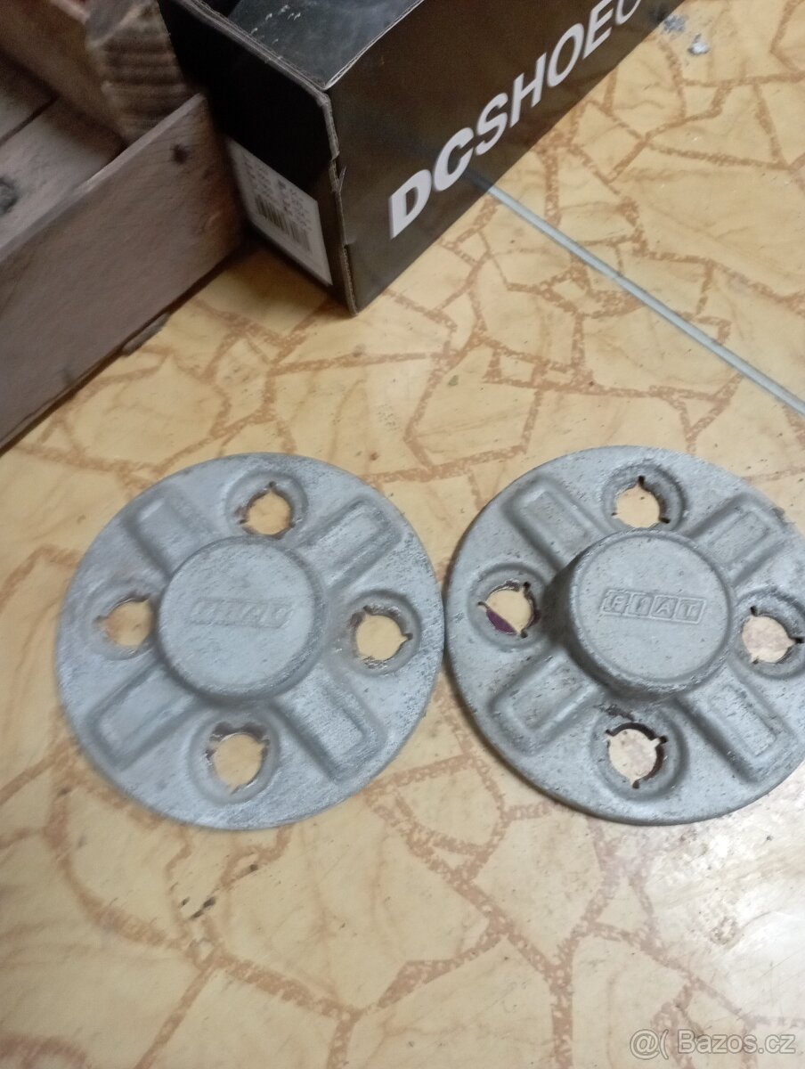 Fiat 127 , pokličky kol - 2