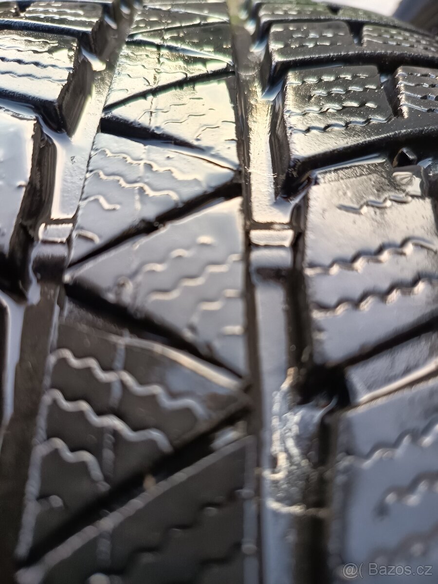 Zimní sada Ford - pneu 195/60/15 - 2