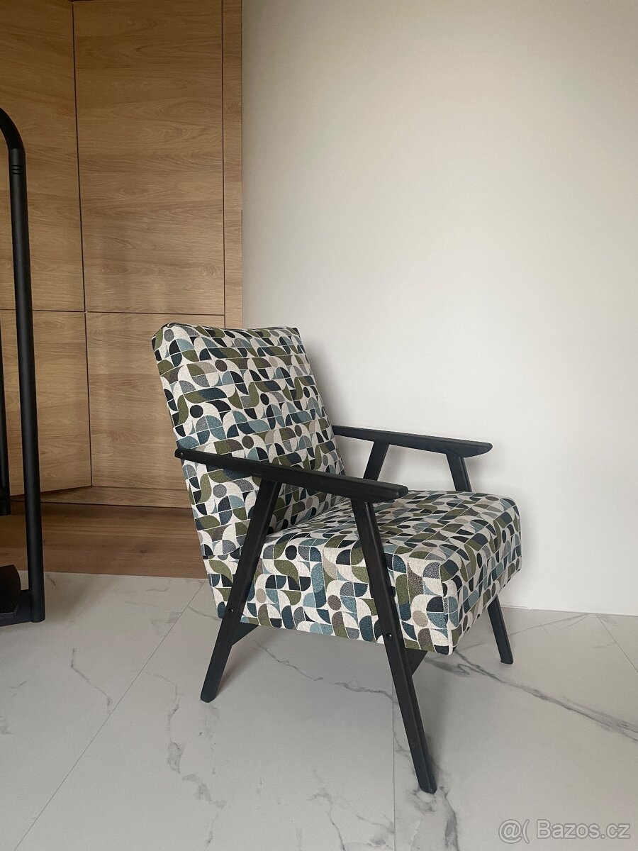 Křeslo v Retro látce - 2