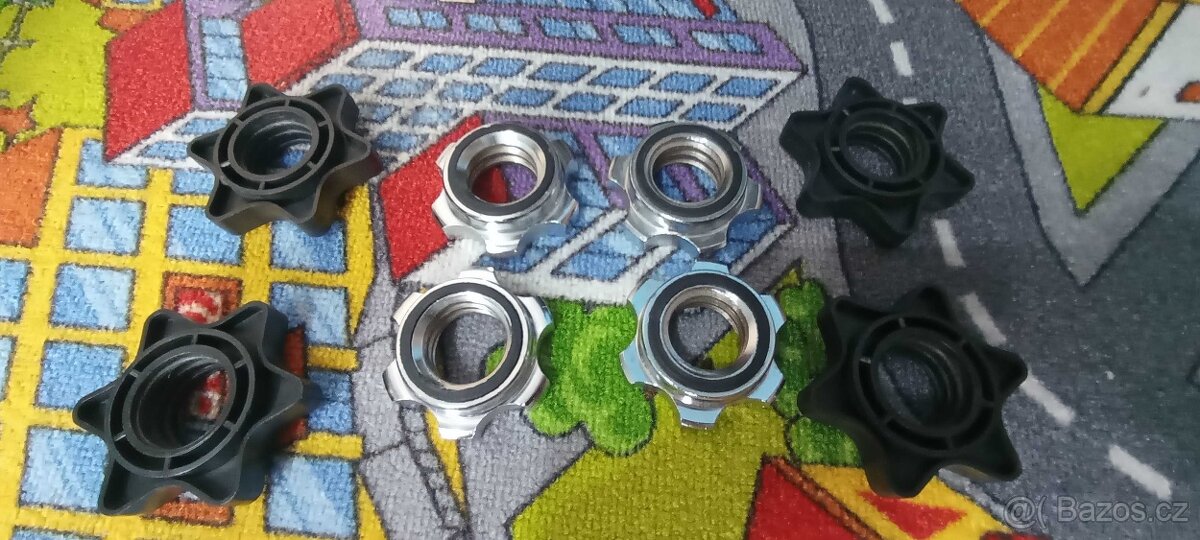 Nakládací činky + bandáže z GymBeam - 2