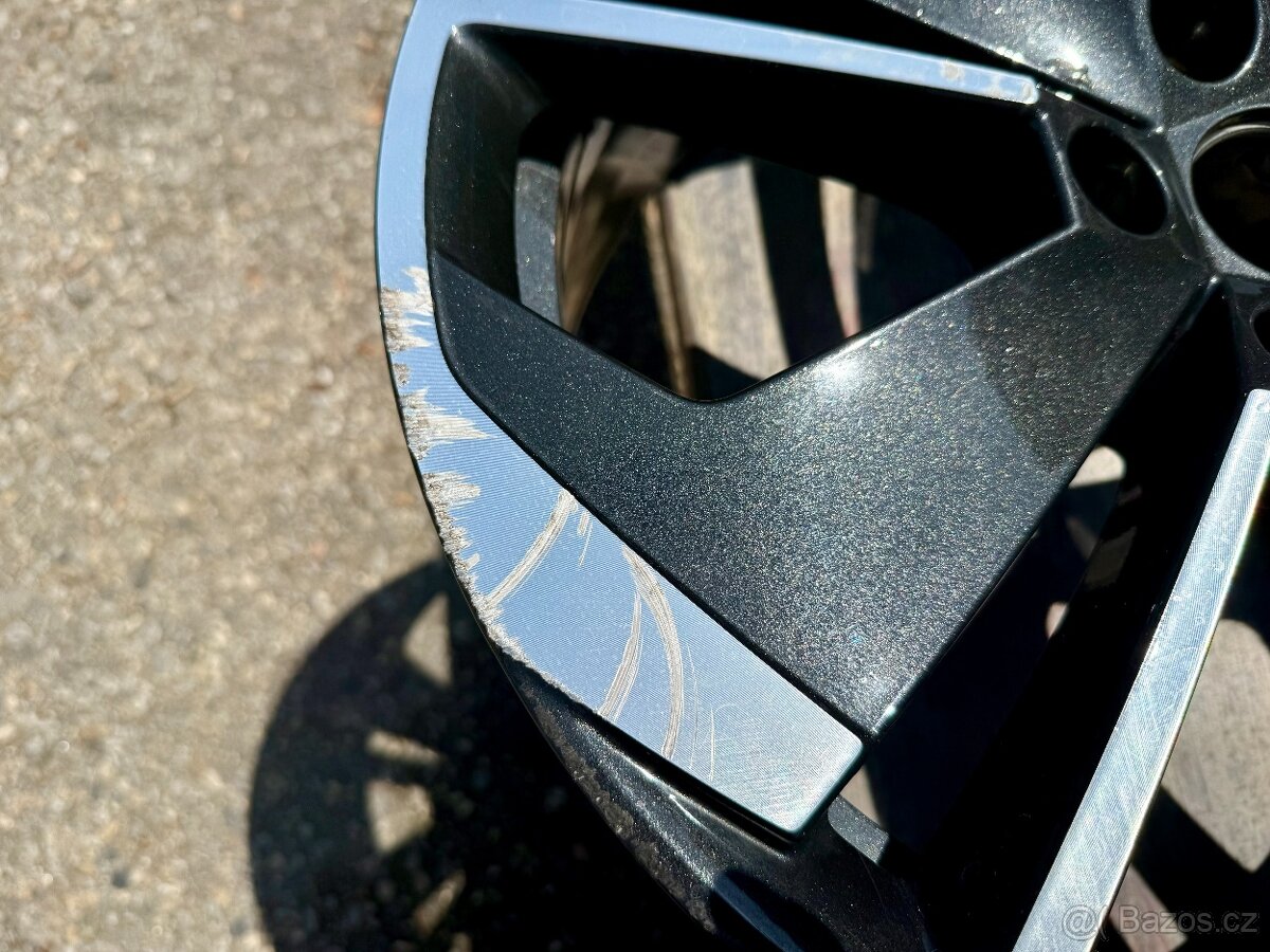 Prodám originál alu disk Škoda - COMET 18" 1ks - 2