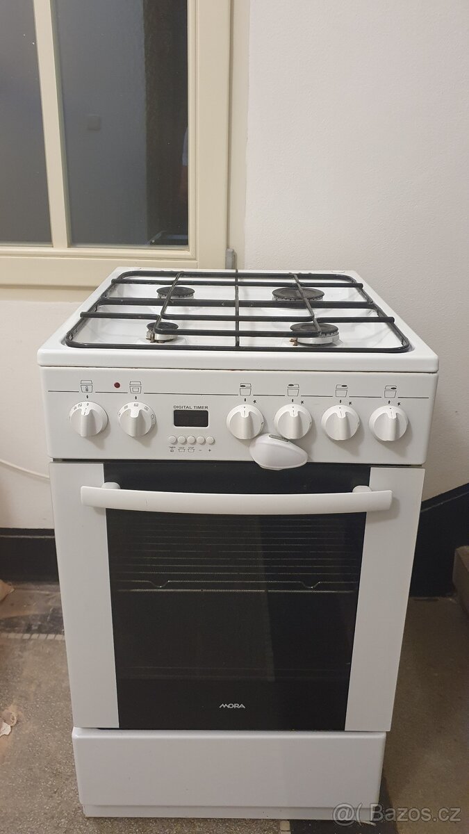 Prodam sporak Mora KS 952GW - 2