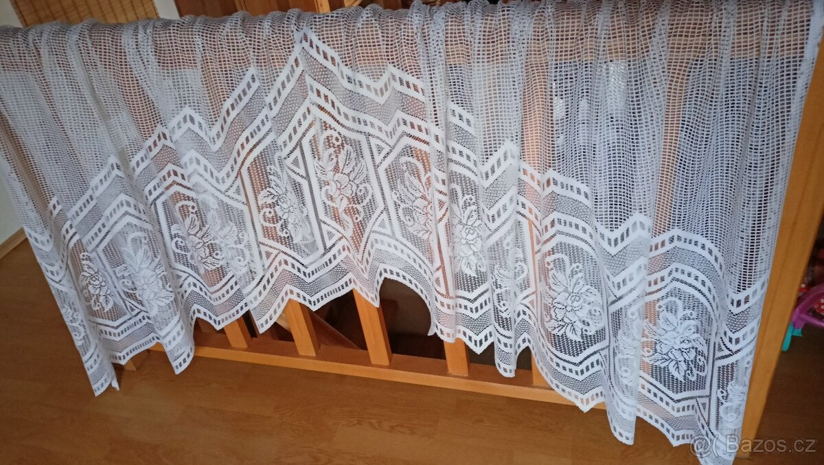 Krásná záclona - 2