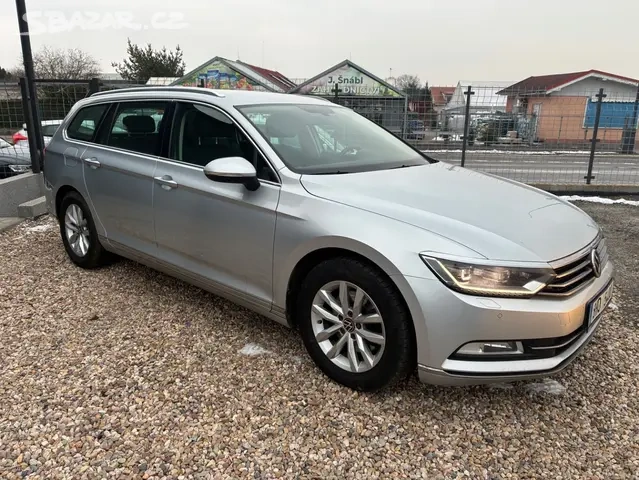 VW PASSAT Kombi 2.0 TDi - 2