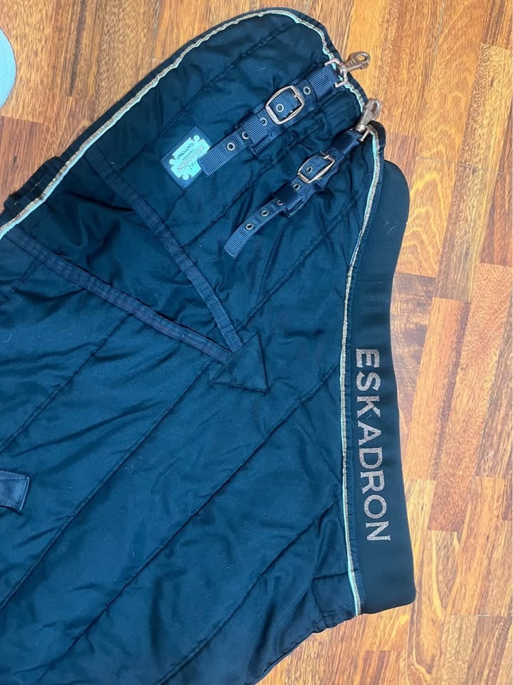 Stájová deka Eskadron - 2