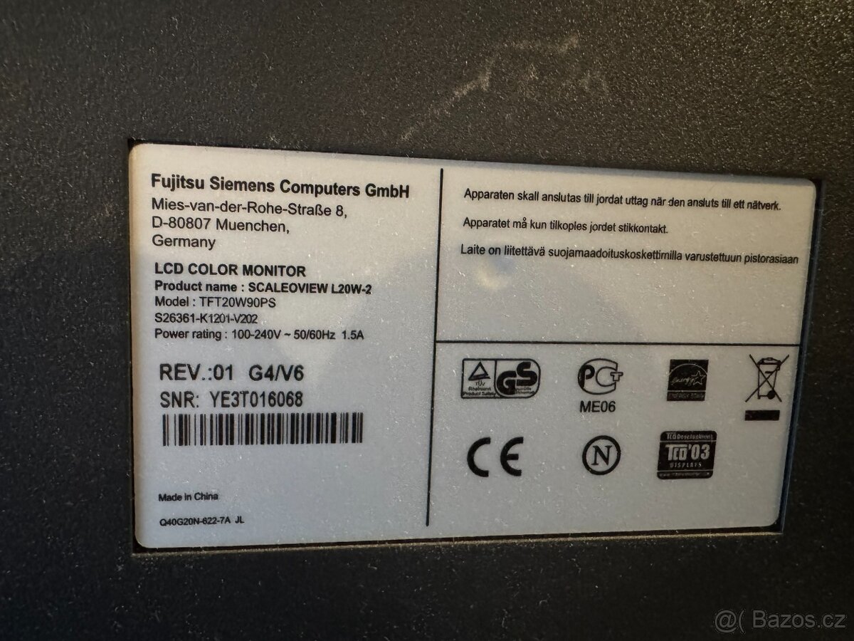 Prodám plně funkční LCD Fujitsu Siemens - 2