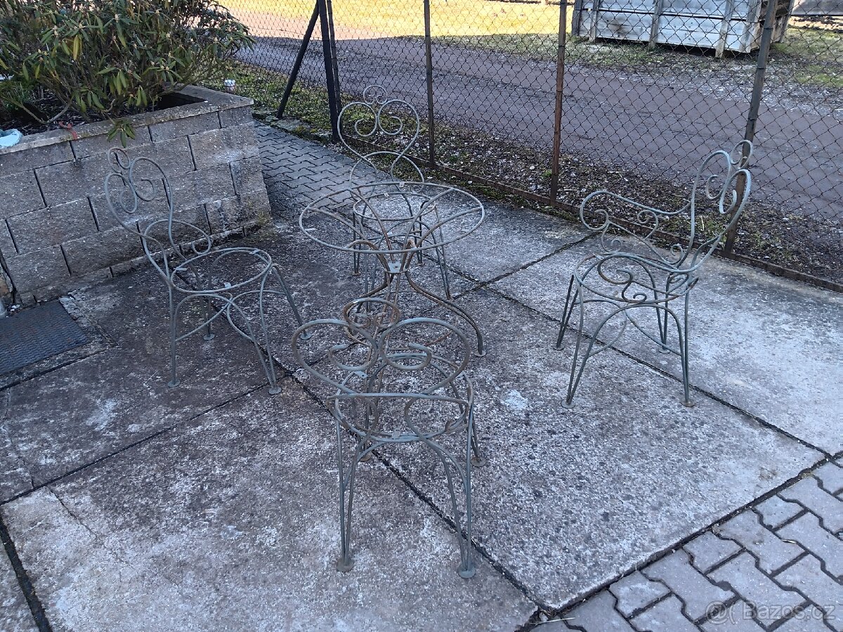 Zahradní kovový nábytek - 2