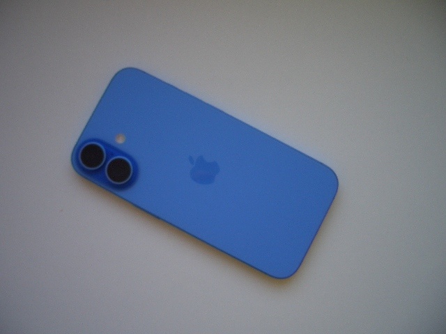 APPLE IPHONE 16 BLUE - 2