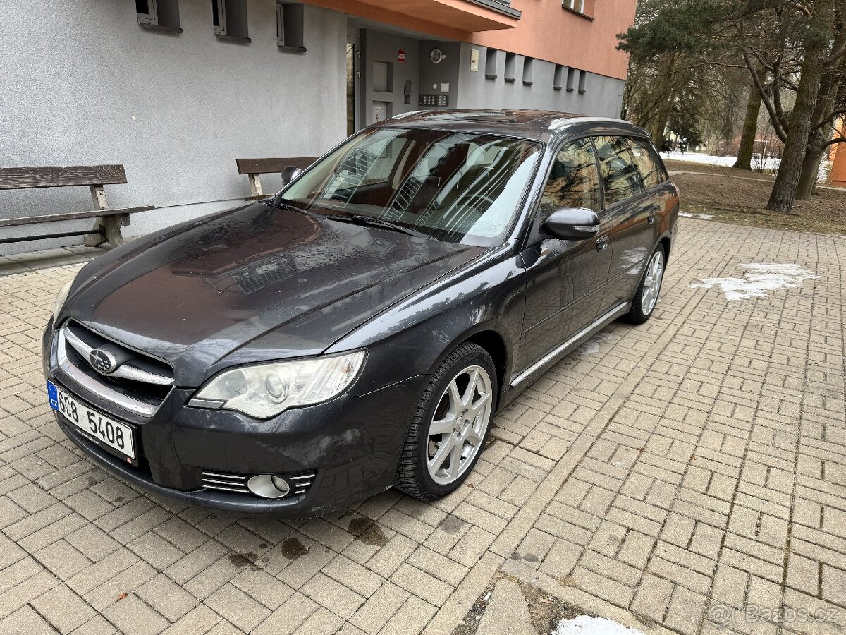 Subaru Legacy 3.0 H6 SI Drive - 2