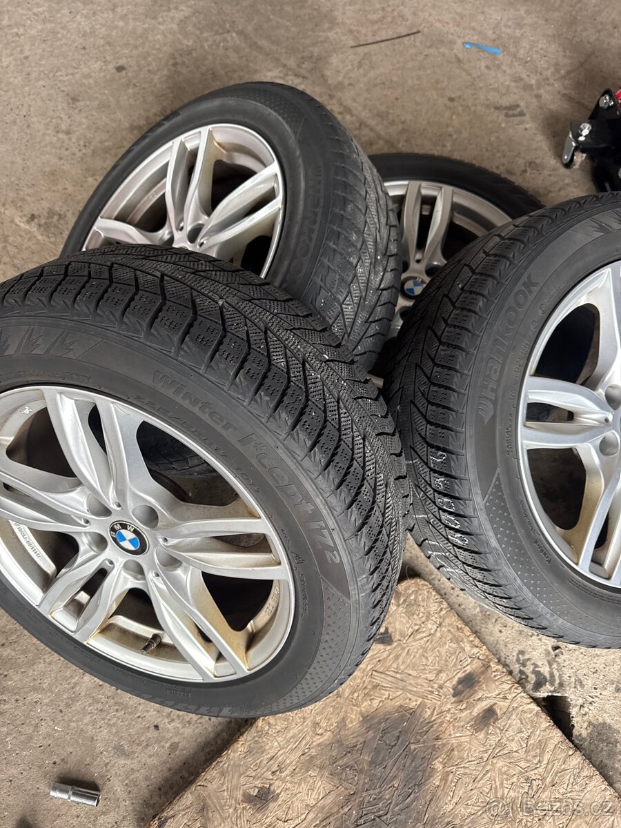 Zimní sada ALU R17 5x112 BMW 5 (G30/G31) 225/55 R17 - 2