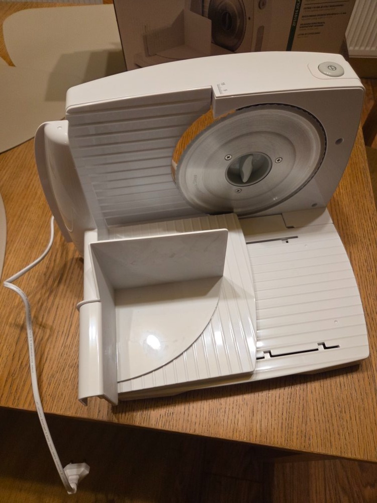 Zelmer kráječ chleba - 2