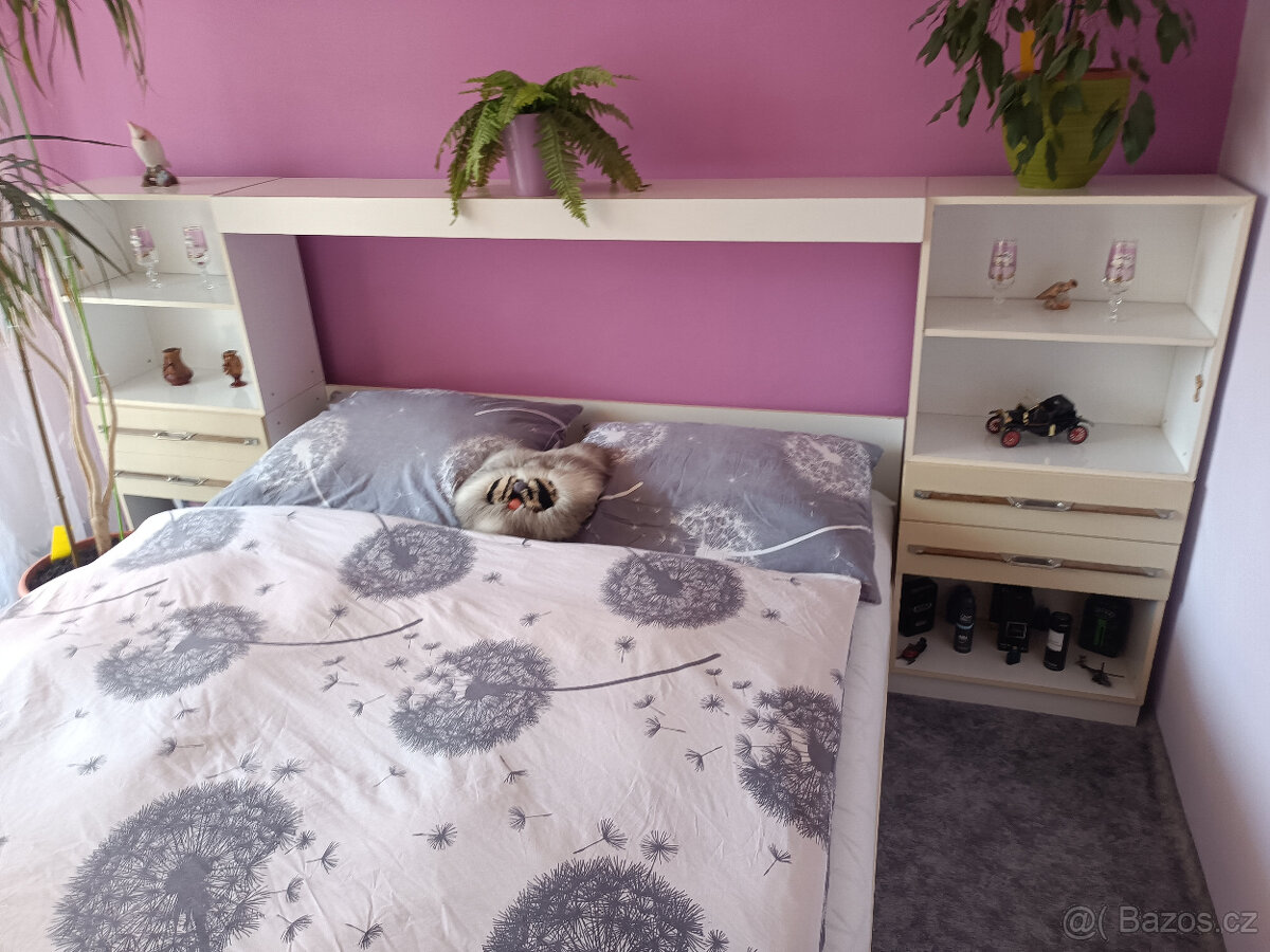 prodej postele a skříněk - 2