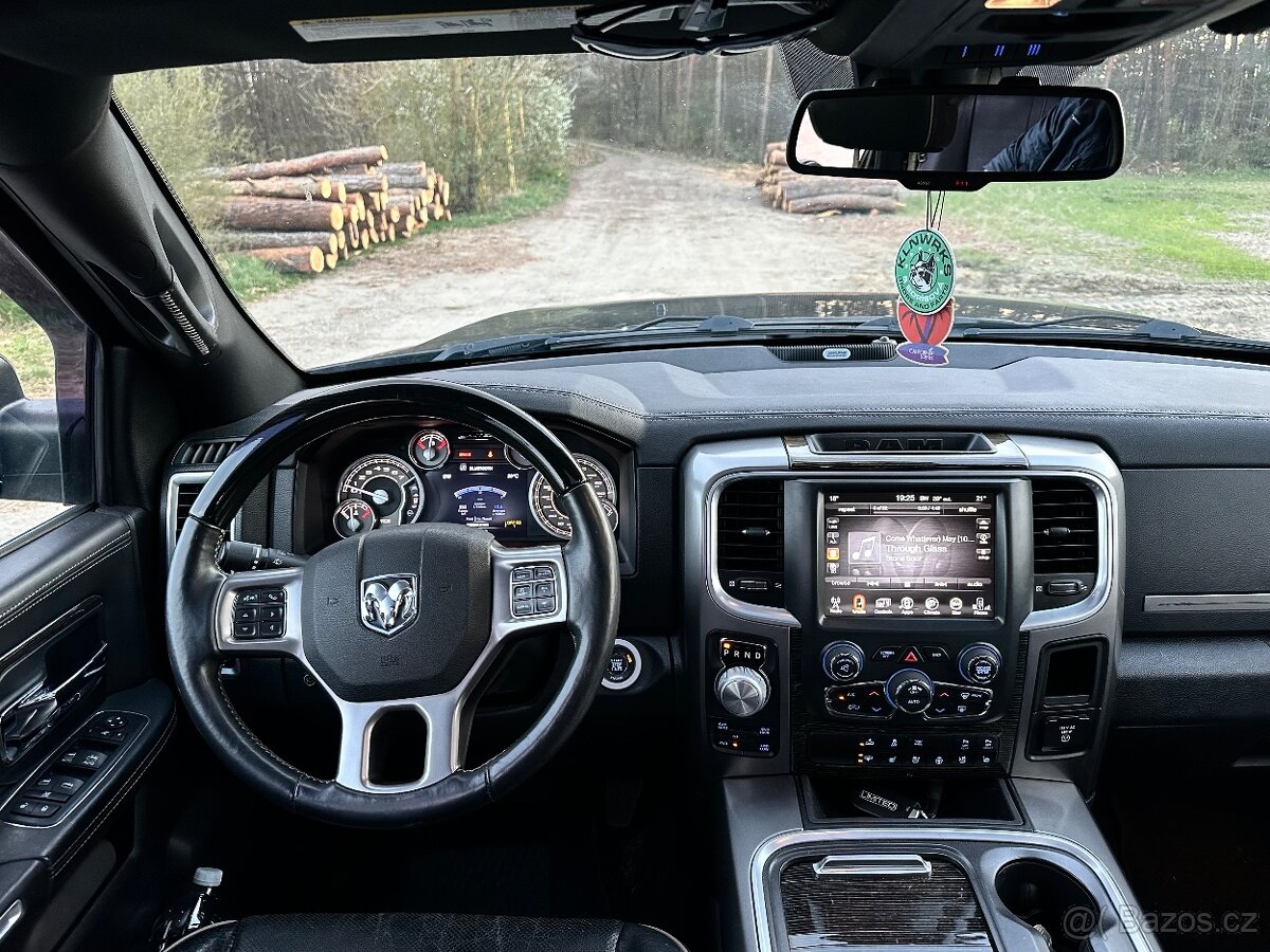 RAM 1500 Limited - 2