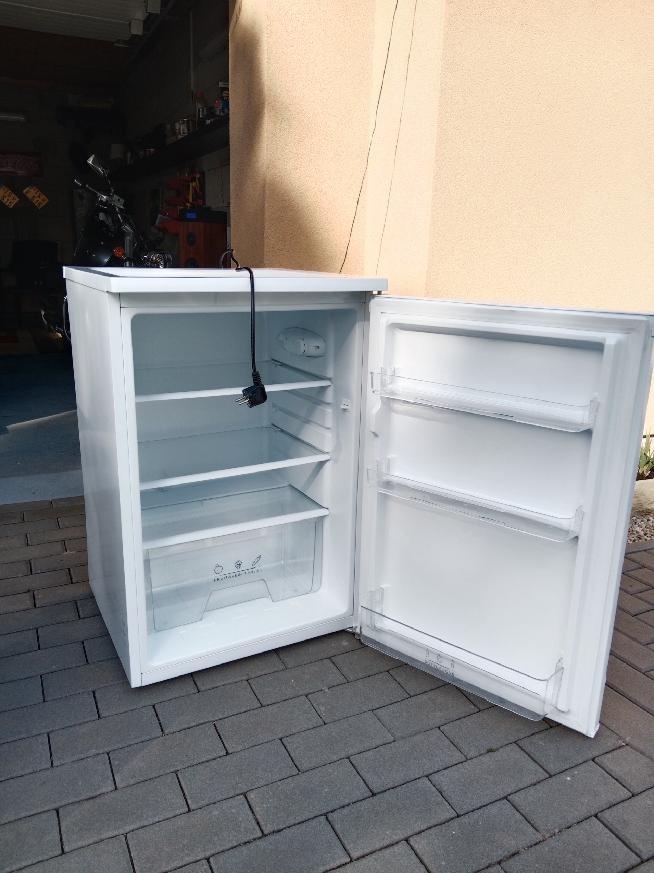 PRODÁM LEDNIČKU PHILCO - 2