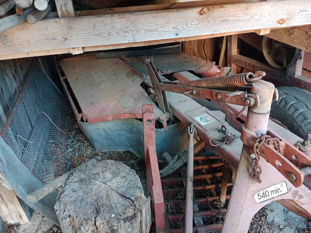 ŽTR 165 dvoububnová sekačka - 2