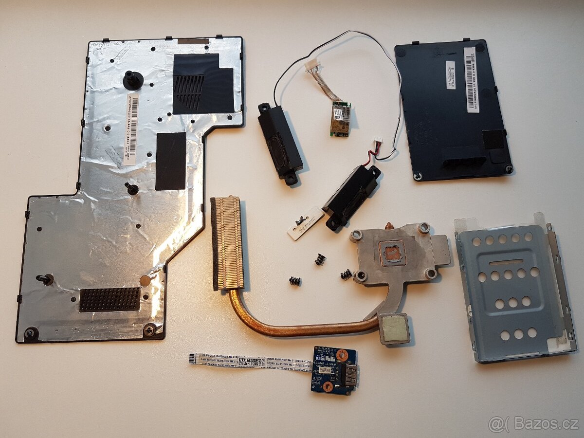 Notebook na součástky Lenovo G550 - 2