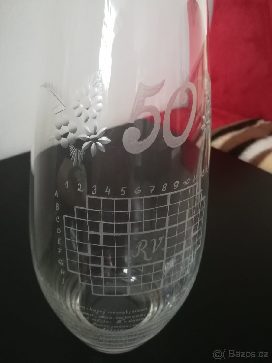 Velká váza s výbrusem 50 a křížovkou, zcela nová - 2