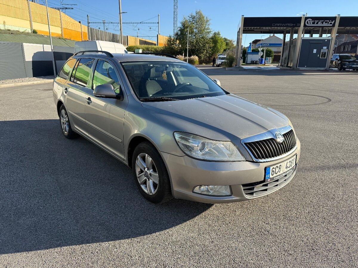 Škoda Octavia 1,6 TDi 77 kw - 2