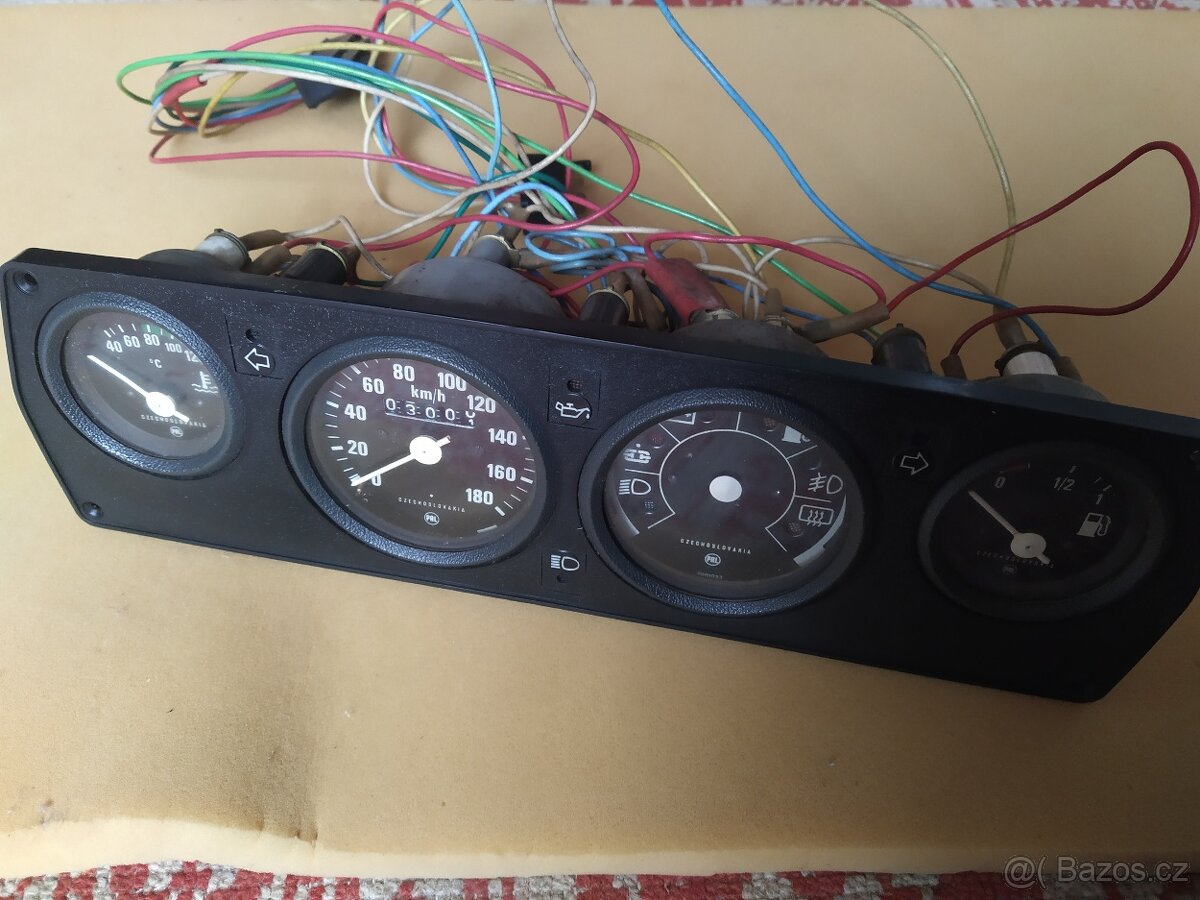 Budíky Škoda 105-120 - 2