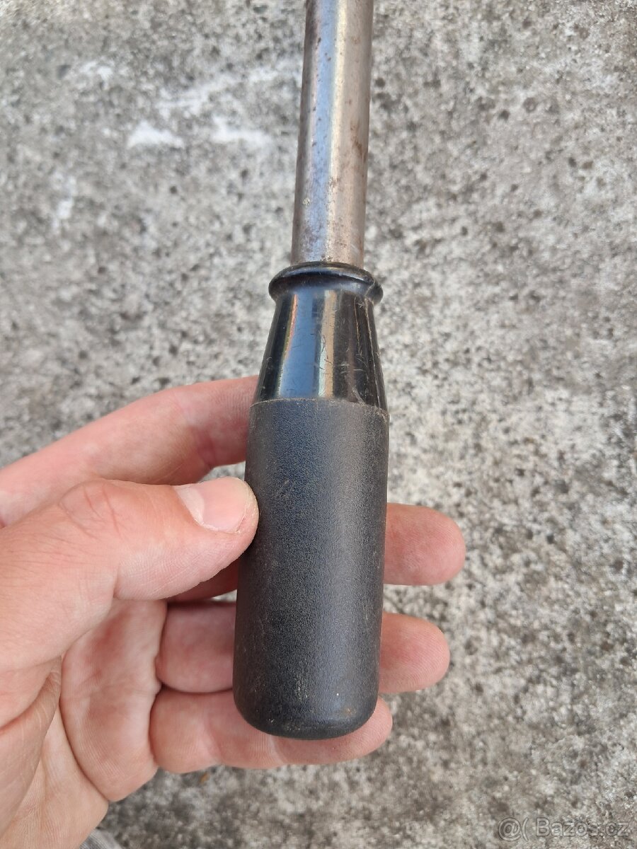 Svidříkový šroubovák - 2