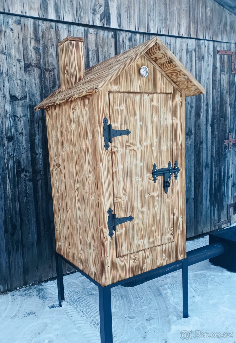 Dřevěné udírna - skladem - 2