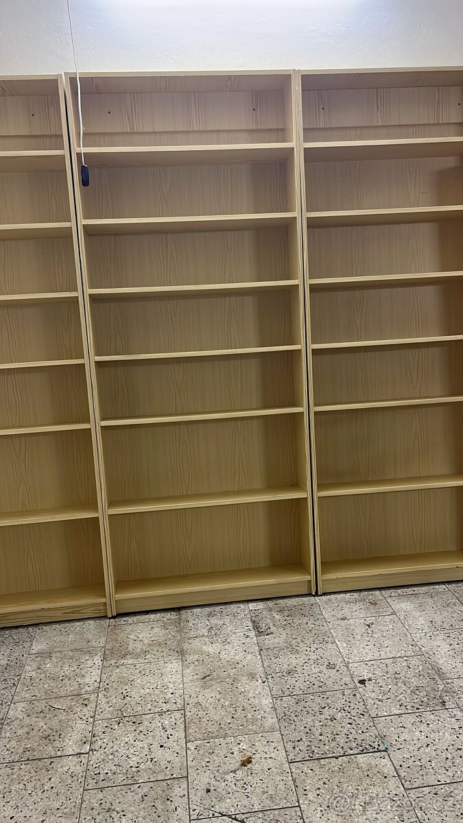 Dřevěné regály - 2