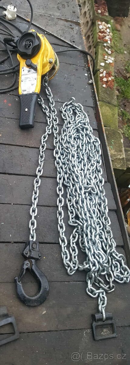 Řetězový zvedák YALE 800 Kg - 8,5m - 2