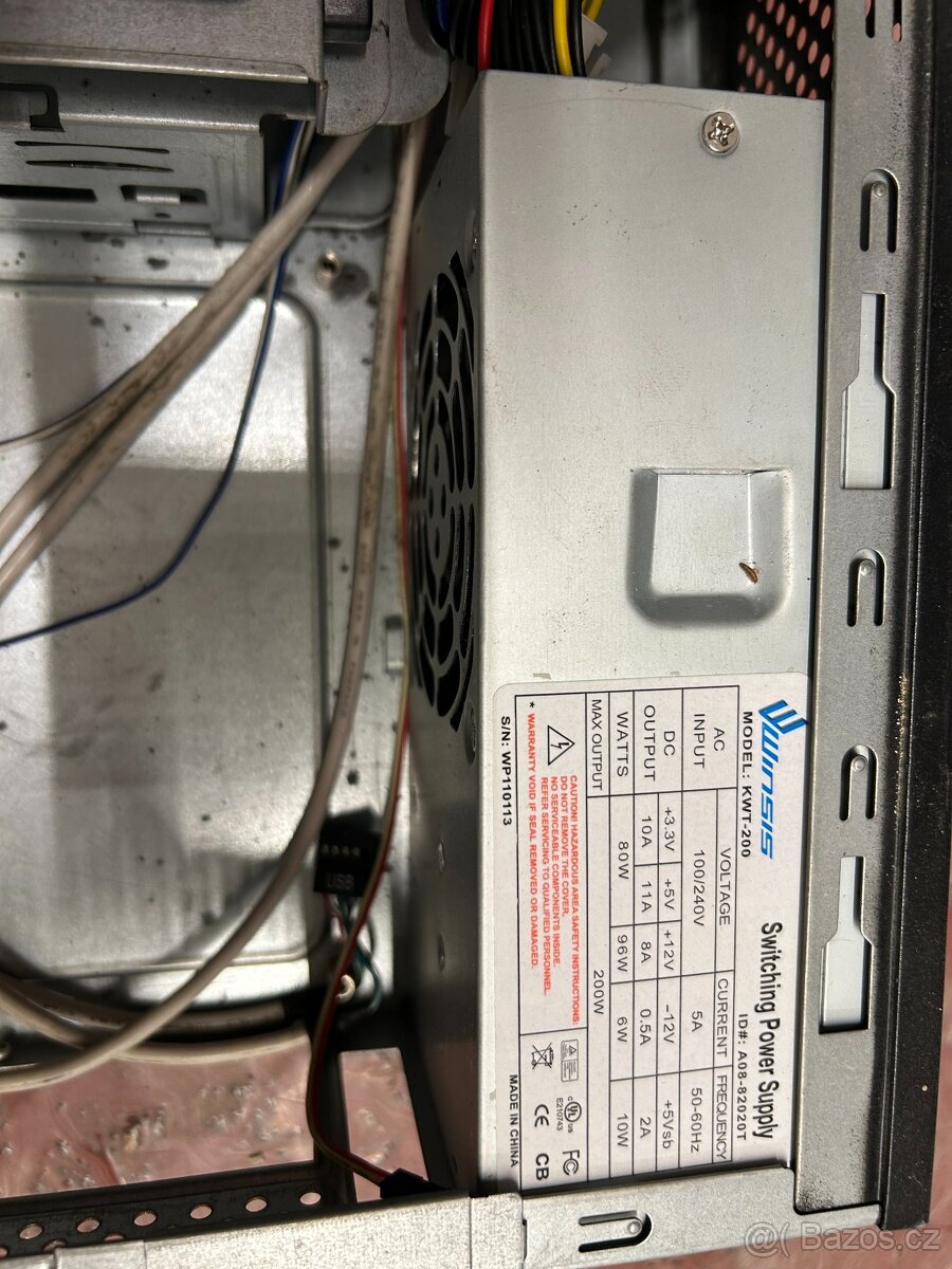 prodám skříň mini ITX - 2