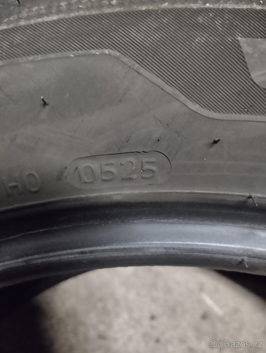 Hankook 235/55 R18 DOT 0525 - 2