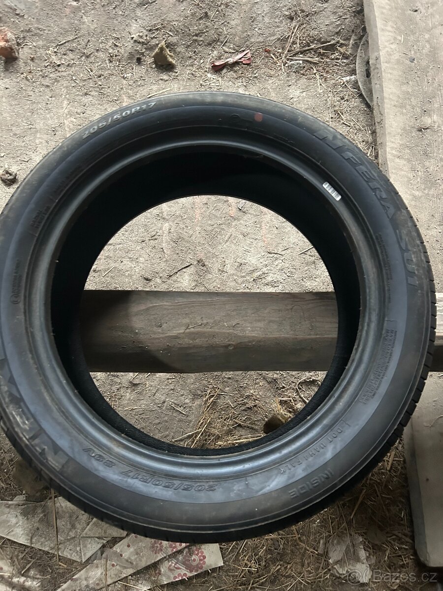 205/50R17 Nexen - 2