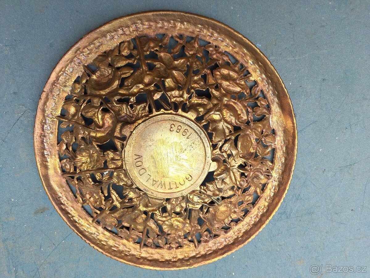 Starý mosazný talířek - 2