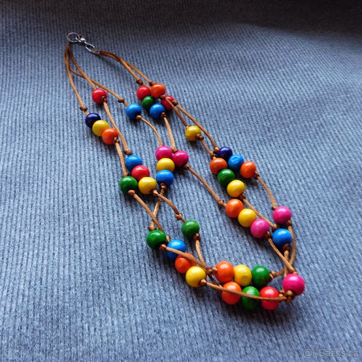 Barevný náhrdelník na krátko - 2