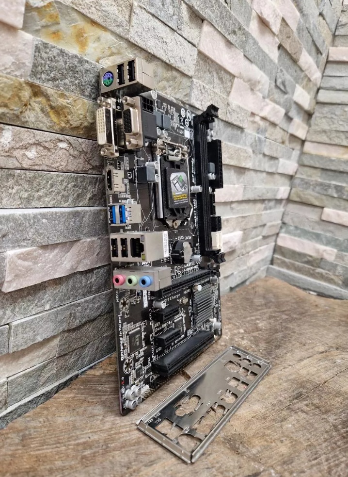 GIGABYTE GA-B85M-HD3, Rev 3.0 - Intel B85, socket 1150 - 2