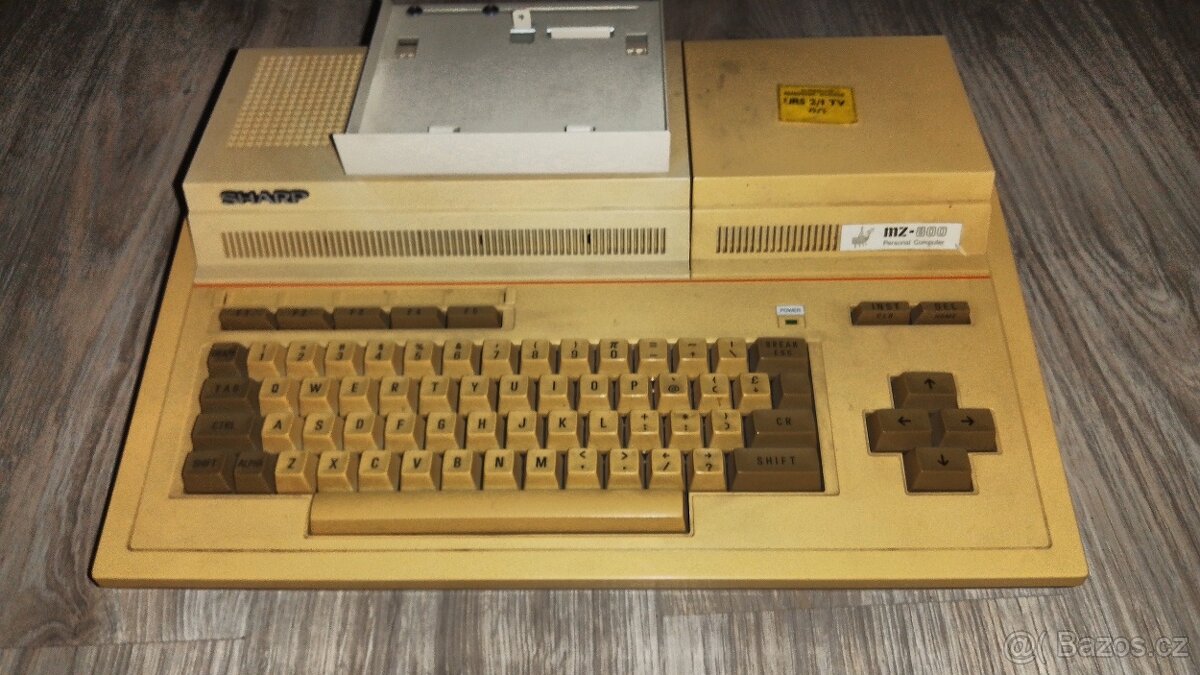 Nabízím počítač Sharp MZ-811 + plotter MZ-1P16 - 2