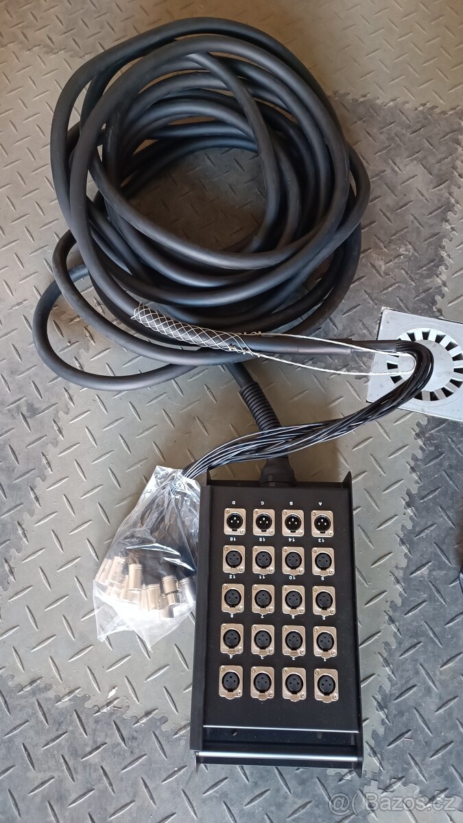Adam Hall K 20 C 15m Multikabel - 2