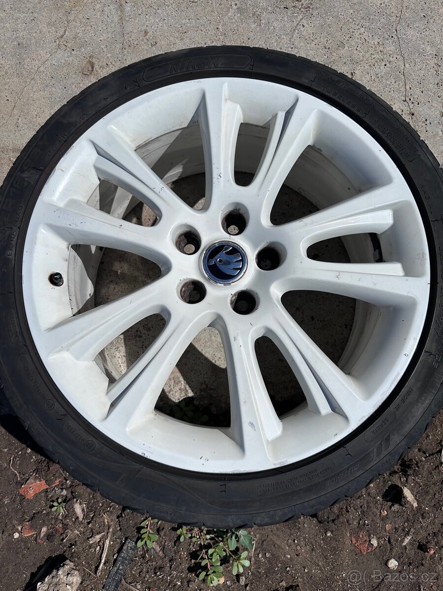 Alu kola Zenith r18 - 2