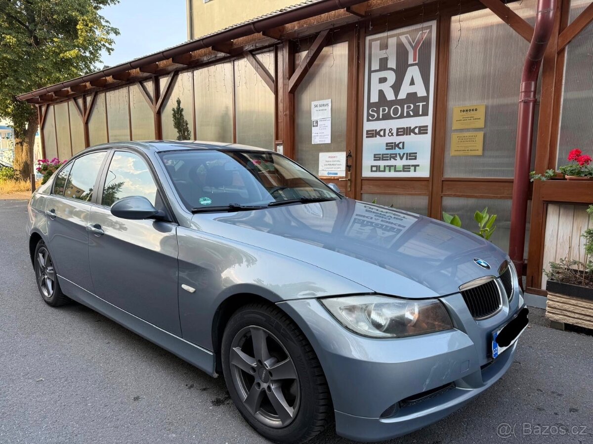 BMW 316i E90 - 2