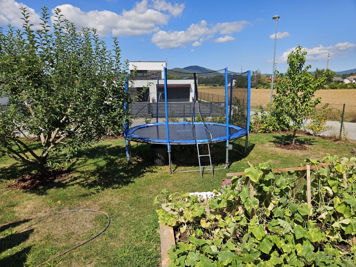 Trampolína - 2