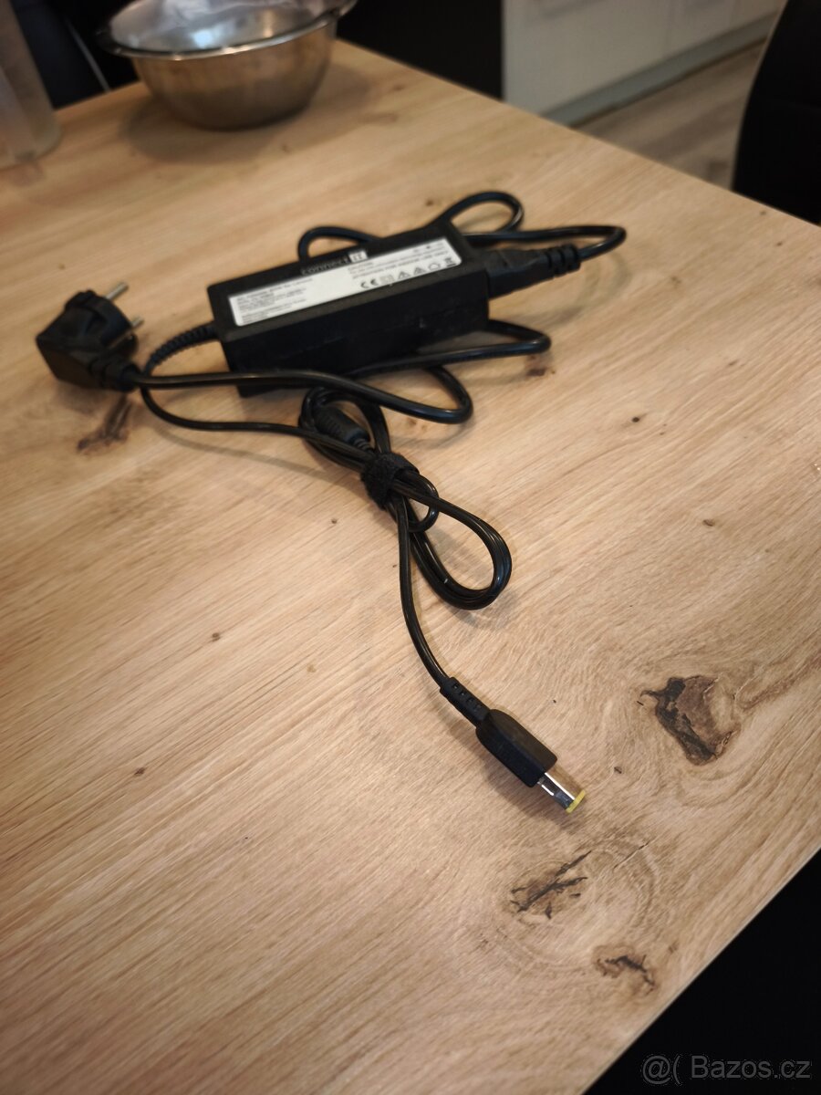 Nabíječka pro notebook Lenovo 65 W, connect IT - 2