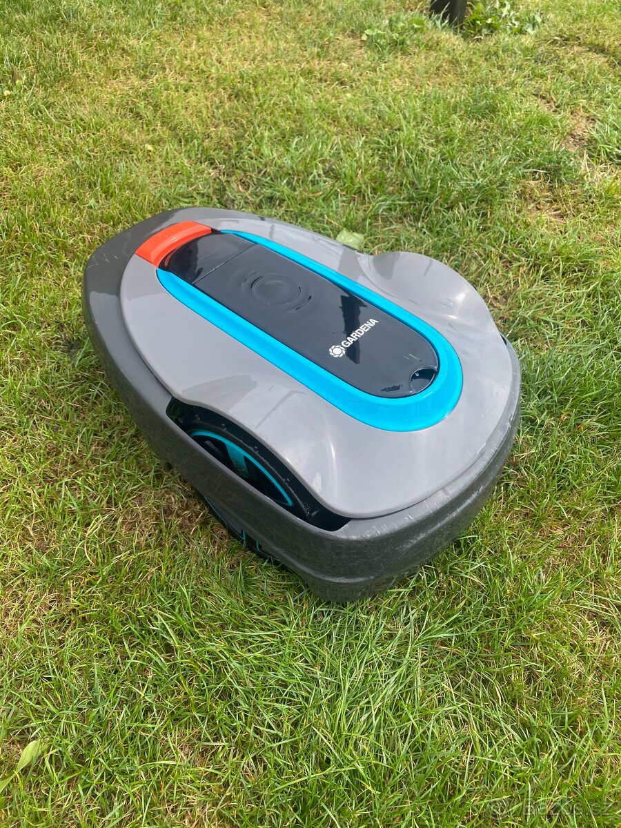 Robotická sekačka gardena - 2