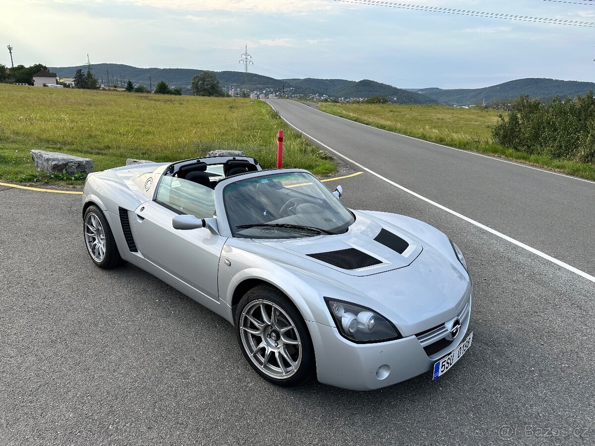 Opel Speedster 2.2 - 2