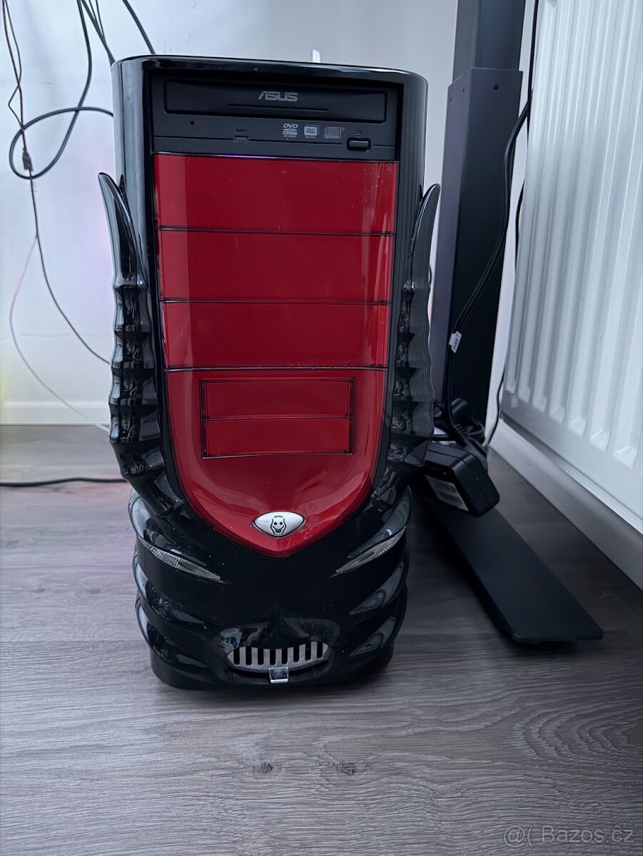 Herní PC i7-7700, GTX 1080, 32 GB RAM, SSD + HDD - 2