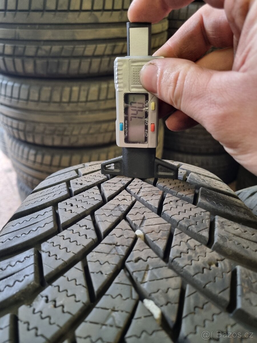 Nexen WinGuard Snow G3 215/70 R16 - 2