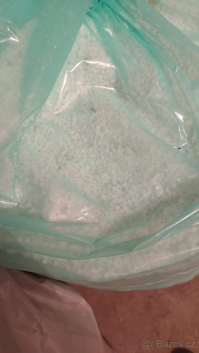 jemně drcený polystyren - 2