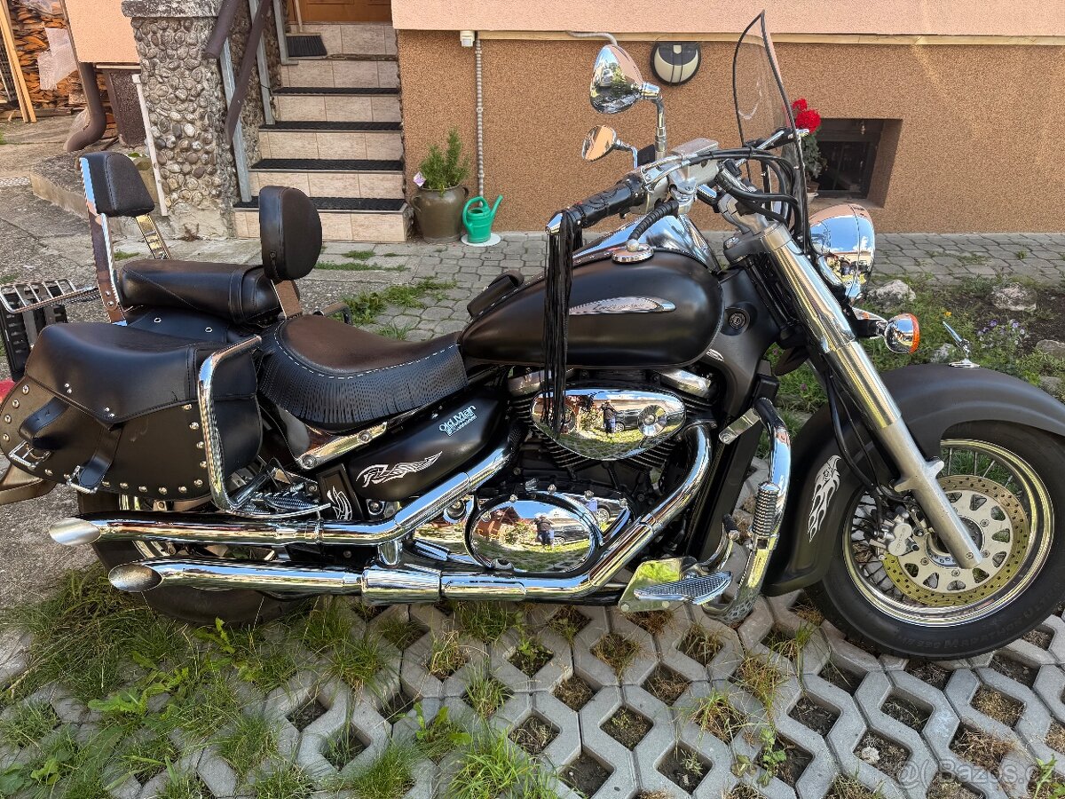 Suzuki intruder vl800 - 2