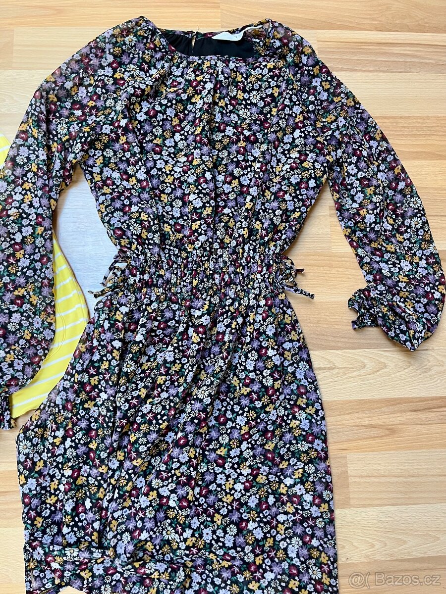 Dívčí šaty-146/152 - 2