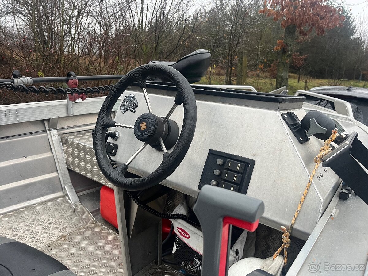 Hliníková rybářská loď - 2