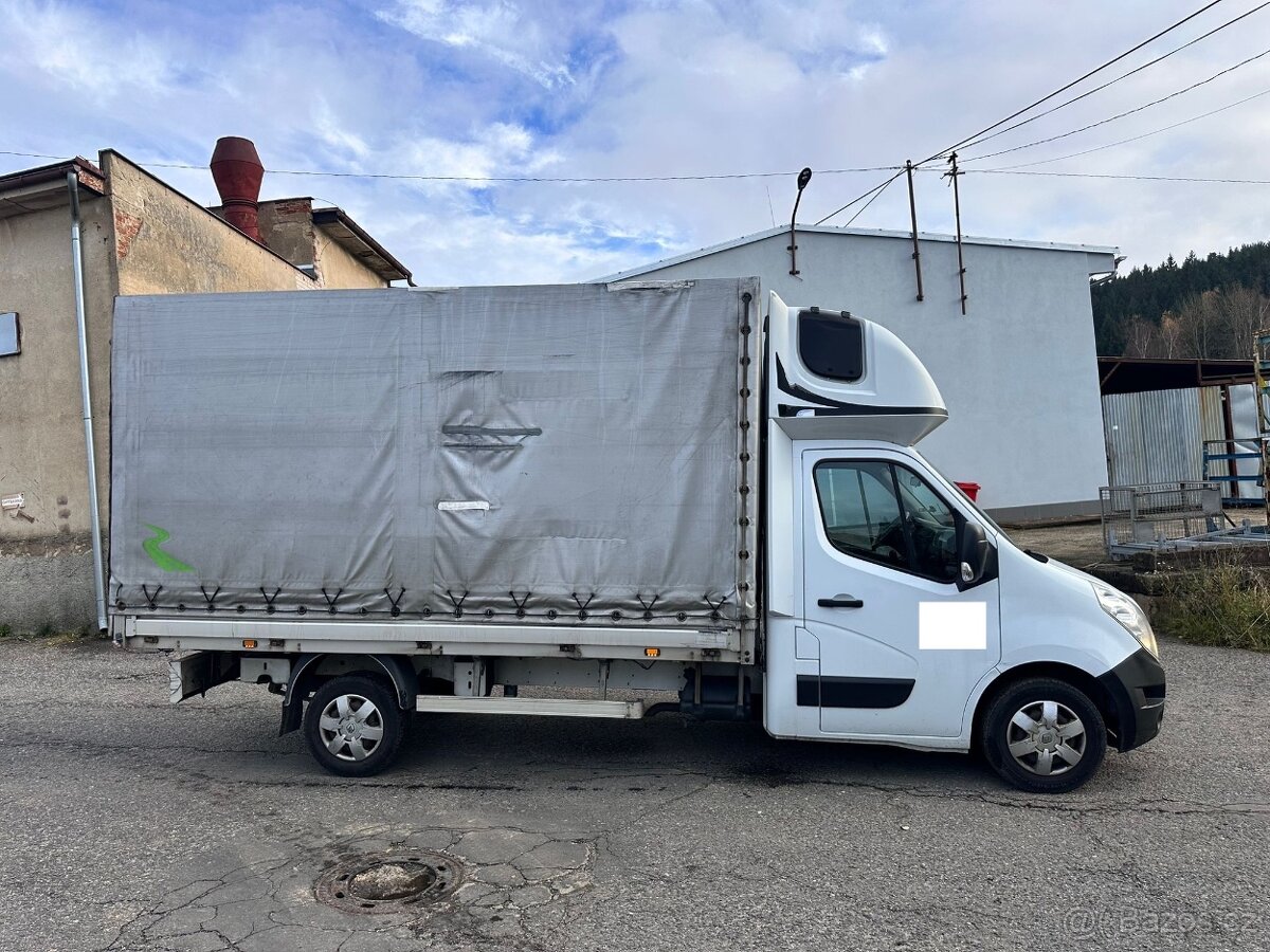 Renault Master 2.3 dCi 165 k - plachtová nástavba na 8palet - 2